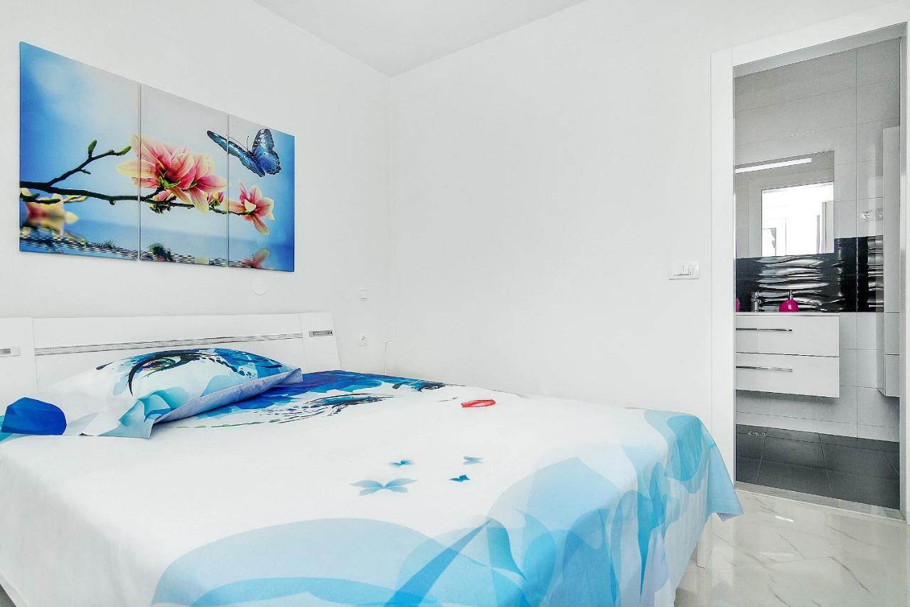 Penthouse Lush Makarska Apartment Luaran gambar